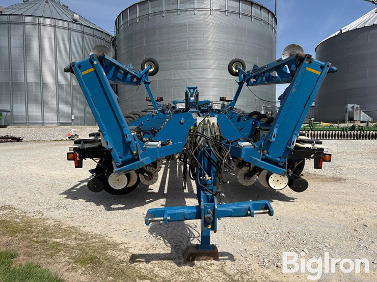 kinze-3800-image-2