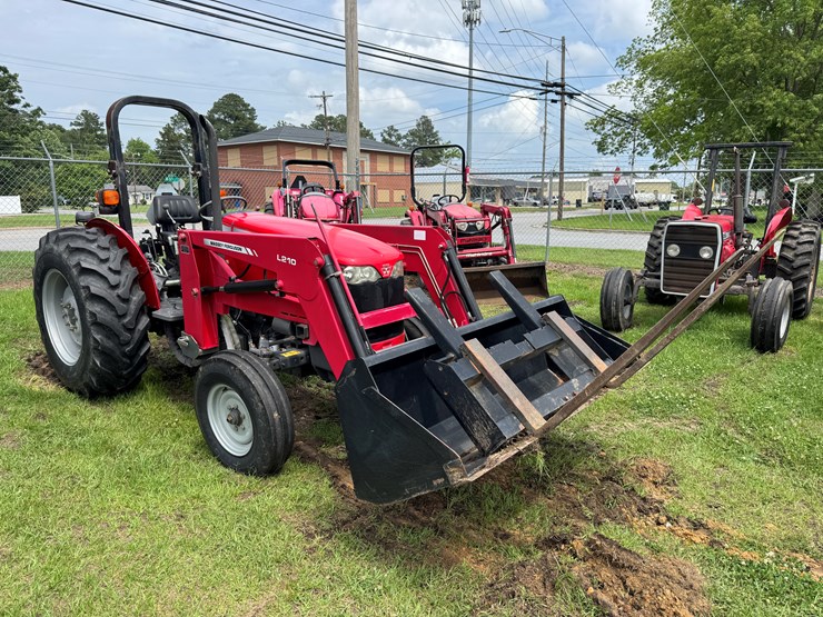 2010-massey-ferguson-2635-image-2