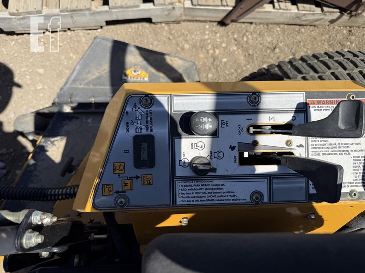 cub-cadet-tank-m60-image-19