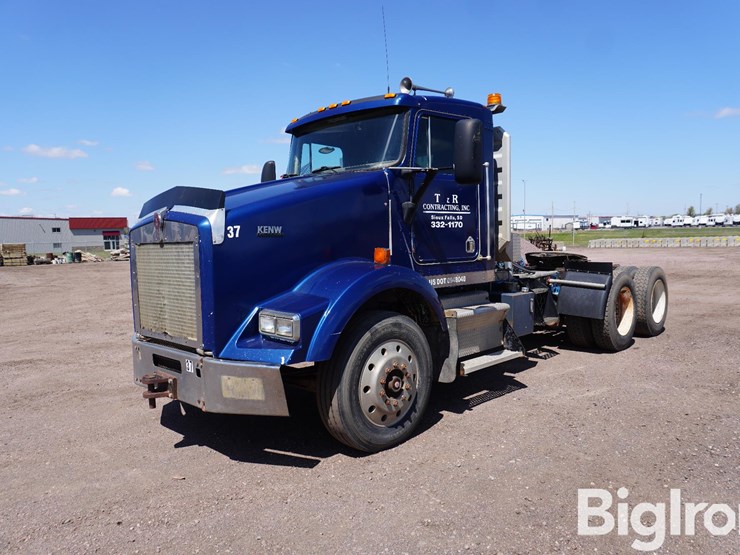 1990-kenworth-t600-image-1