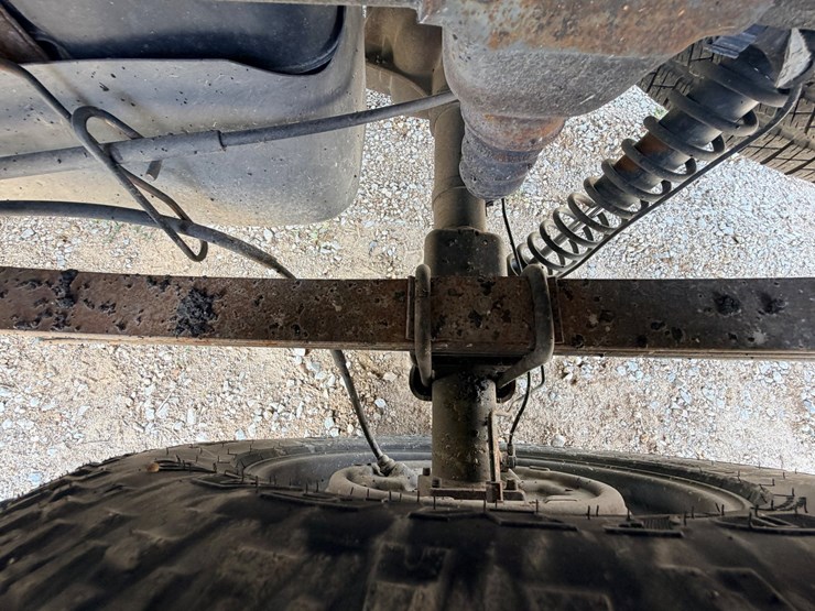 #24066-•-2011-chevrolet-silverado-pickup-truck-image-57