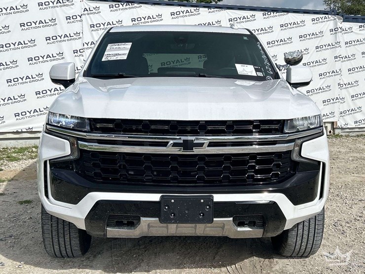 2022-chevrolet-tahoe-image-28