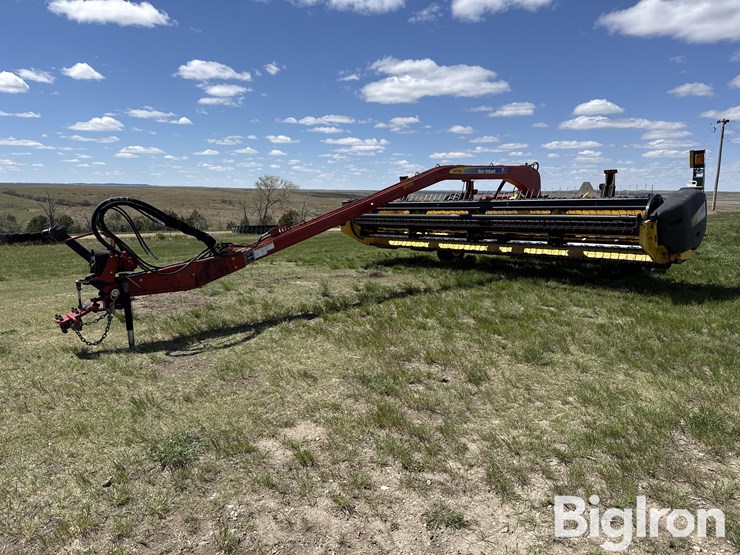 2013-new-holland-h7150-image-1