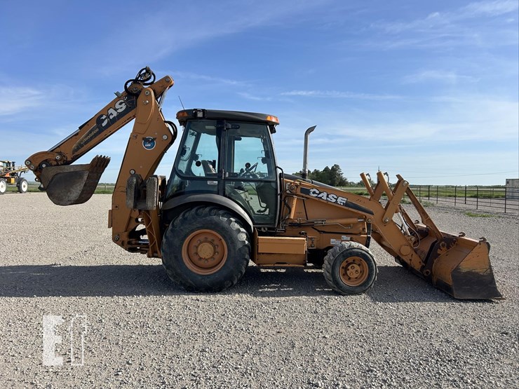 2011-case-580sn-image-4