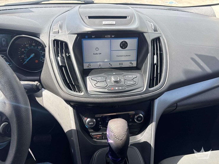 2016-ford-escape-image-15