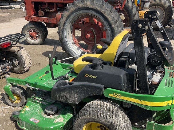 john-deere-777-image-5