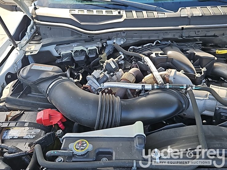 ford-f350-xl-image-15