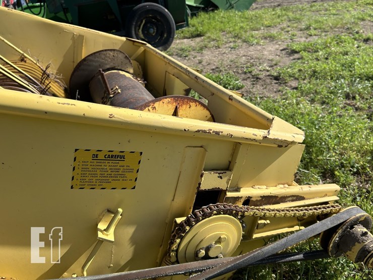 new-holland-717w-image-12