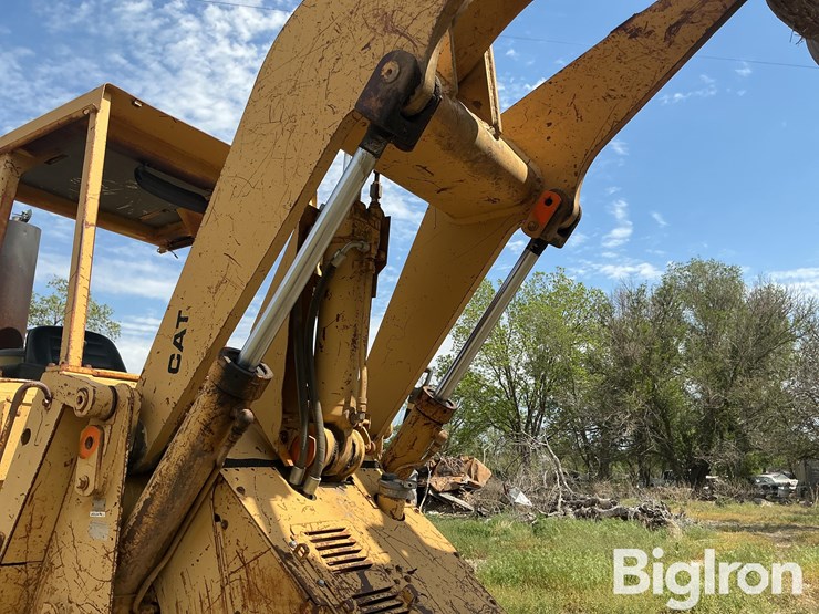 1983-caterpillar-953-image-20