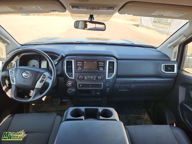 2017-nissan-titan-image-19