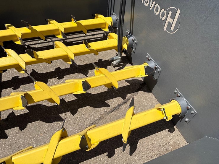 like-new-hoover-skidloader-bale-processor-image-11