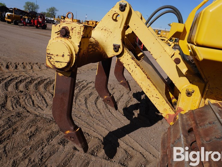 2012-komatsu-d65wx-17-image-11