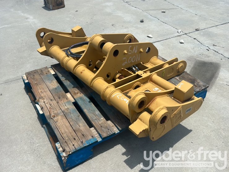 caterpillar-450-image-4