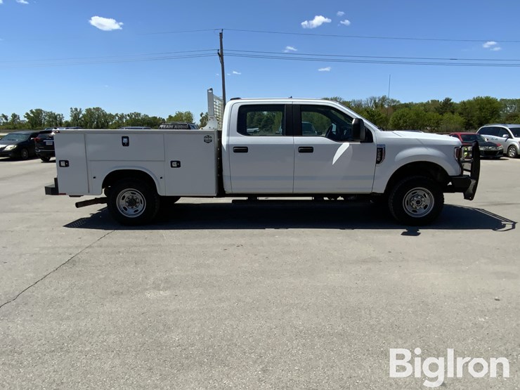 2021-ford-f250-xl-image-4