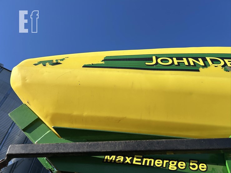 2023-john-deere-db90-image-53