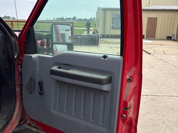 2015-ford-f350-image-52