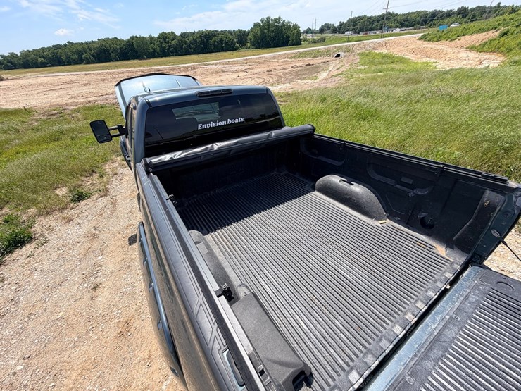 #24066-•-2011-chevrolet-silverado-pickup-truck-image-67