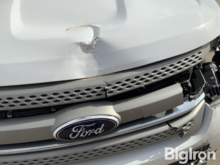 2014-ford-explorer-image-13