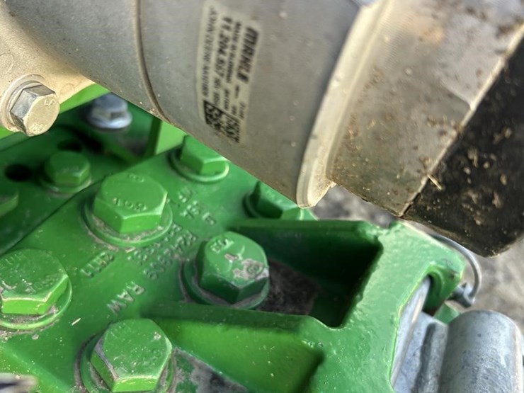 2023-john-deere-db90-image-90