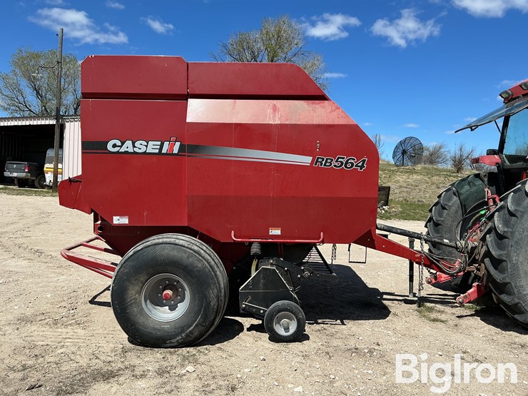2011-case-ih-rb564-image-4