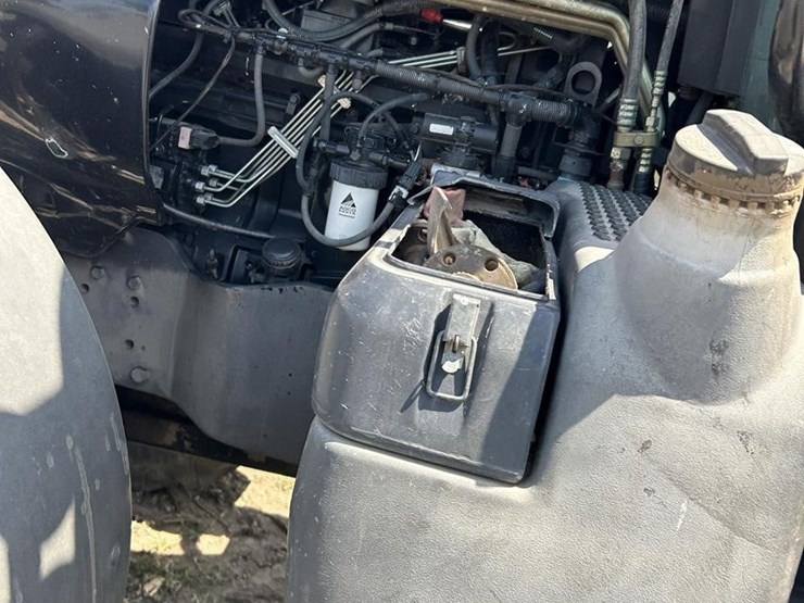 2005-agco-dt180a-image-19