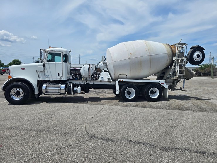 2014-peterbilt-365-image-8