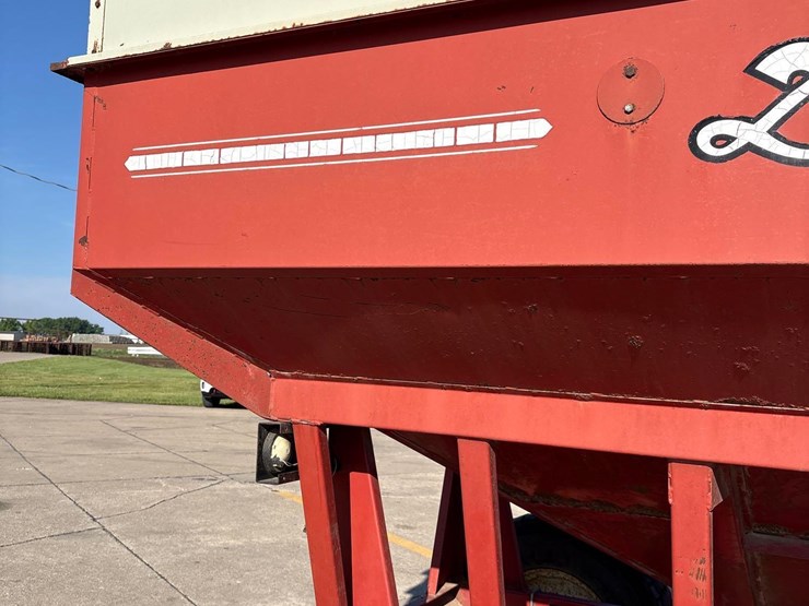 demco-325-image-16