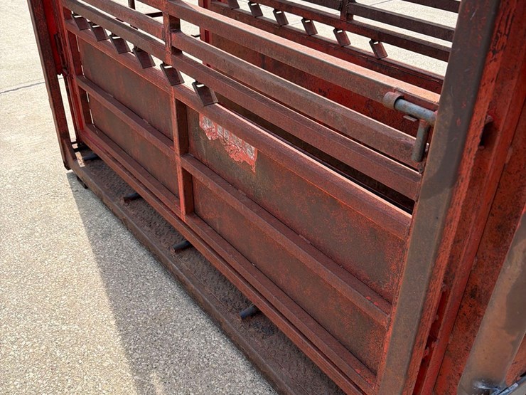 linn-7ft-cattle-working-chute-image-10