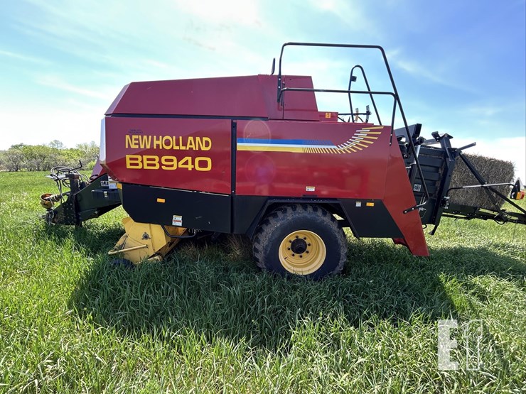 2001-new-holland-bb940s-image-8