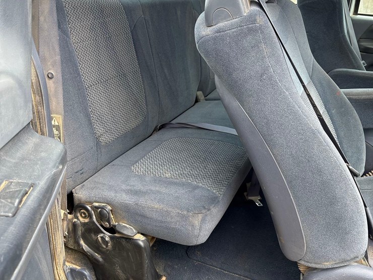 2001-ford-f250-image-37