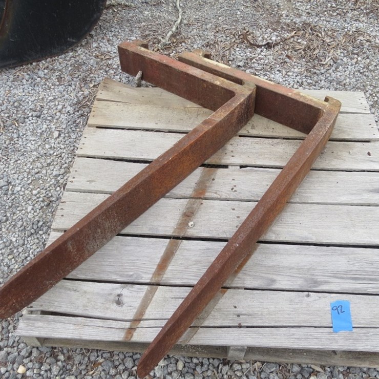 36" SET OF FORKS