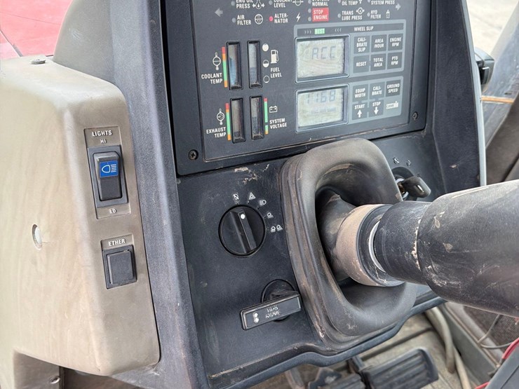 case-ih-7140-image-47