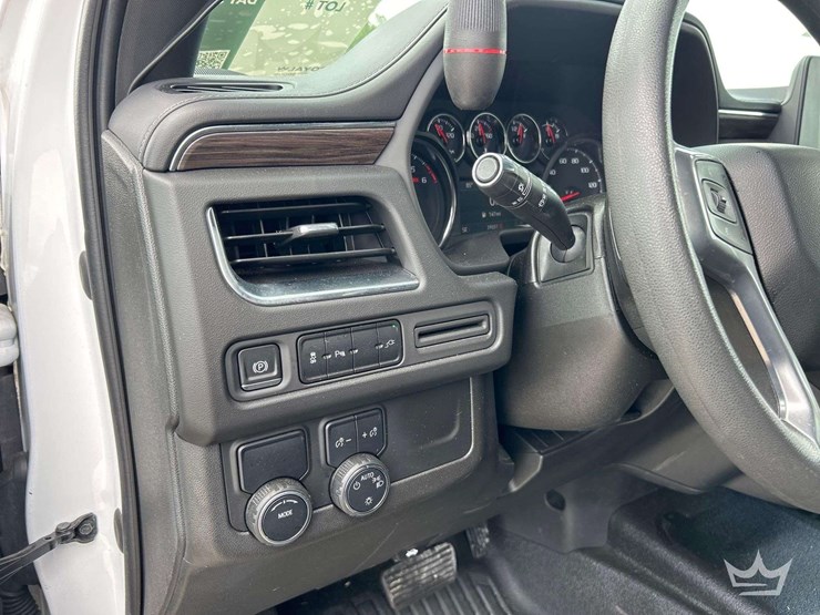 2022-chevrolet-tahoe-image-14