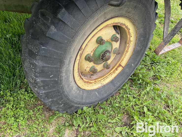 john-deere-sne107-hay-wagon-image-10