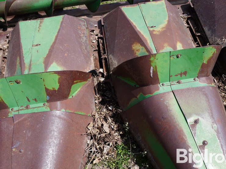 john-deere-444-image-16