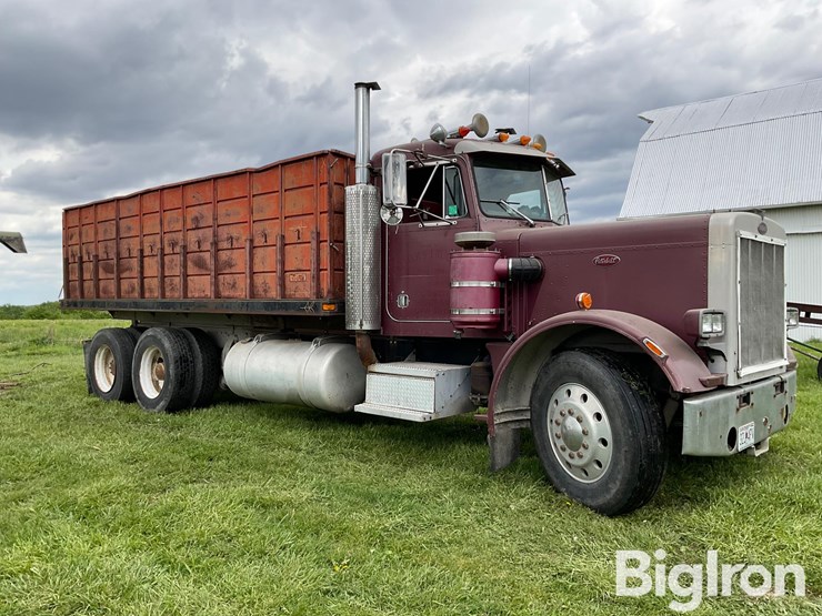1985-peterbilt-382-image-3