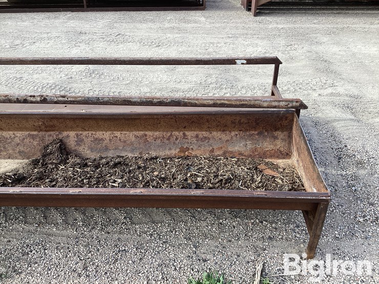metal-feed-bunks-image-14
