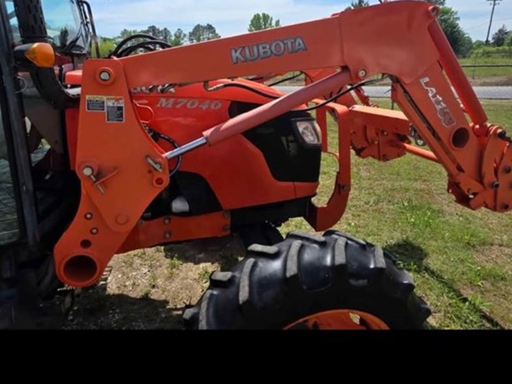 2007-kubota-m7040-image-5