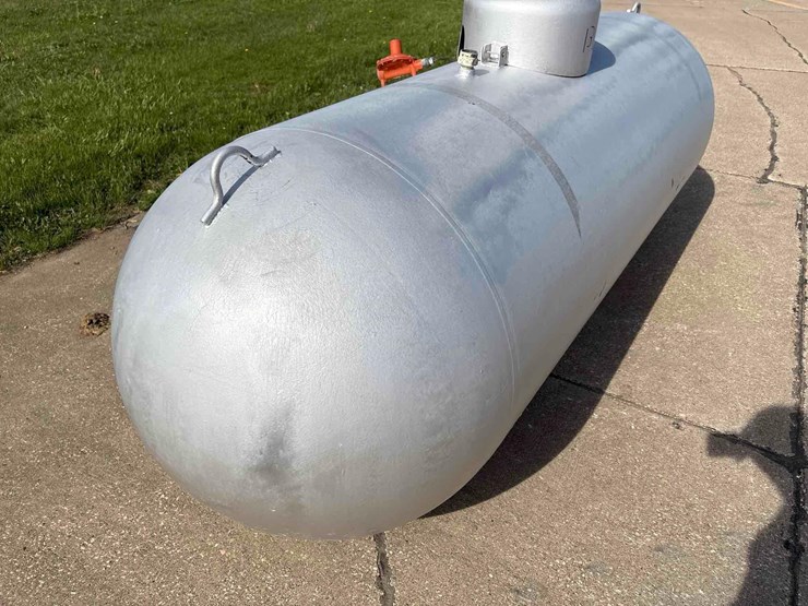 500-gallon-propane-tank-image-12