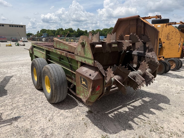 john-deere-660-image-5