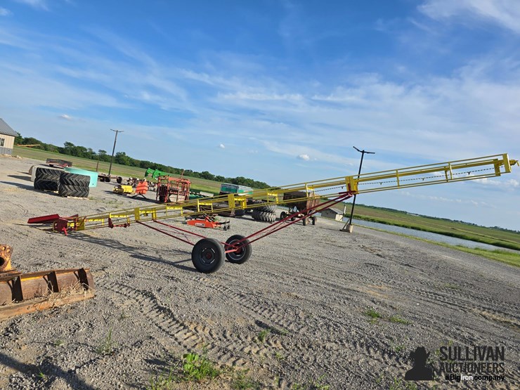 new-holland-132-image-8