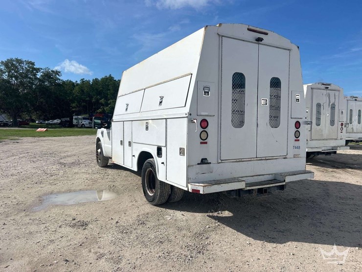 2008-ford-f-350-knapheide-kuv-enclosed-service-truck-image-4