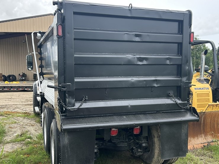 2019-mack-granite-104fr-image-7