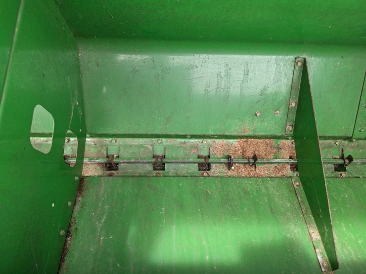 2009-john-deere-1590-image-11
