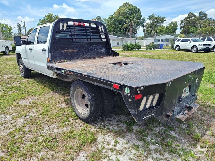 2019-chevrolet-silverado-3500-image-4