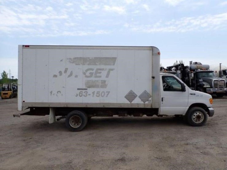 2004-ford-e450-image-4