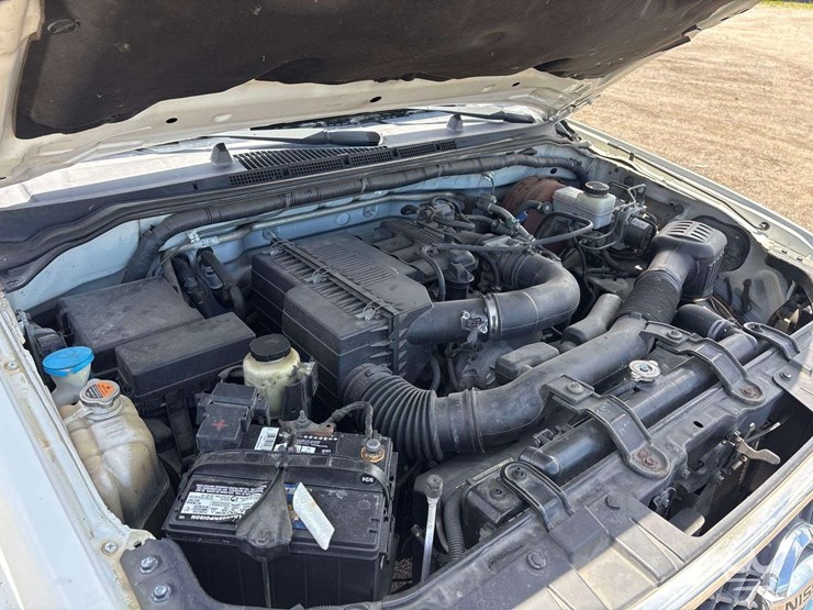 2015-nissan-frontier-image-7