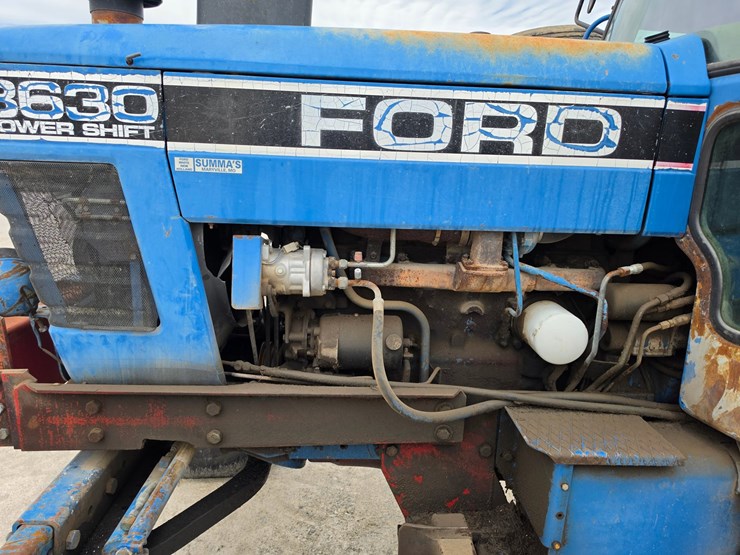 1990-ford-8630-image-6