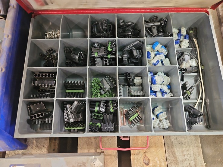 bolt-bins-with-contents,-image-6