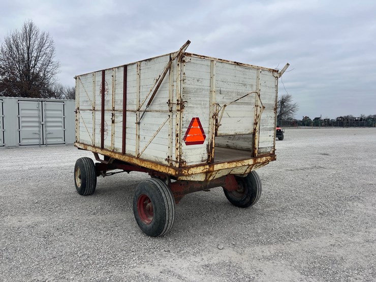 #208964-•-heider-box-wagon-image-3